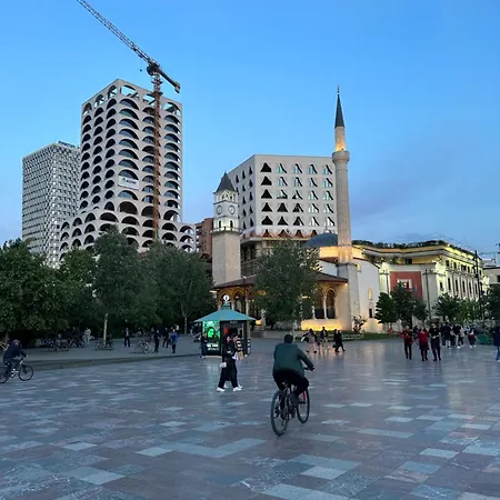 Tirana Residence ゲストハウス ティラナ