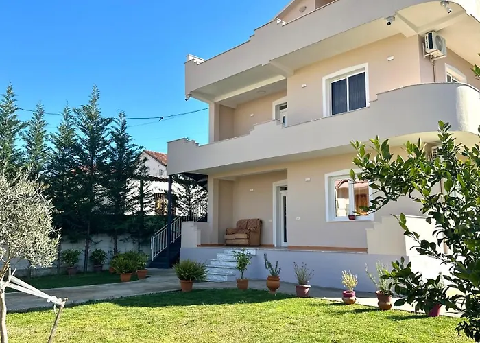 Tirana Residence *