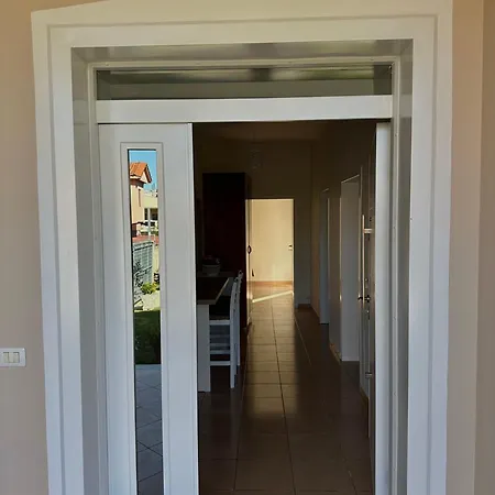 Tirana Residence 티라나