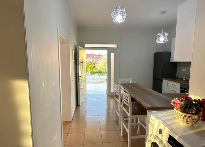 Tirana Residence Gasthof Tirana