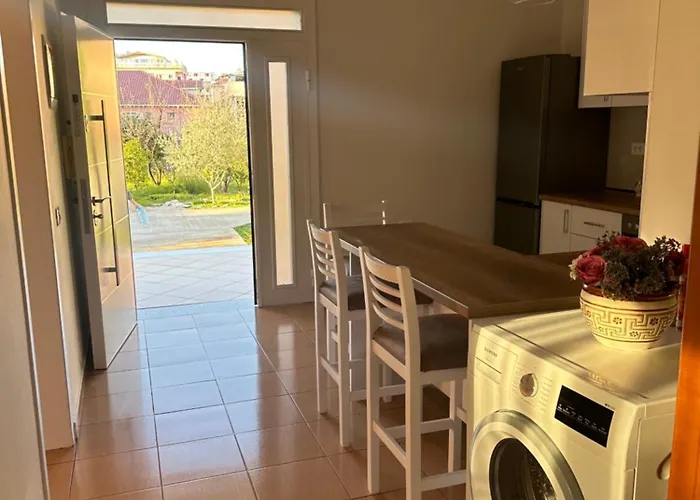 Tirana Residence 게스트하우스 *