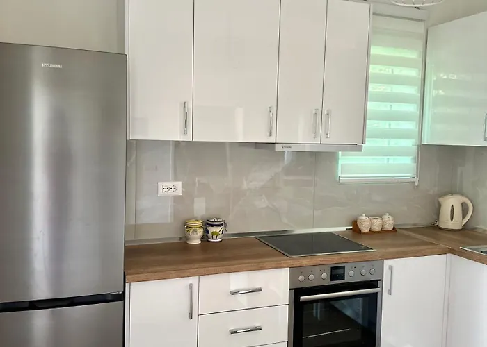 Tirana Residence 티라나